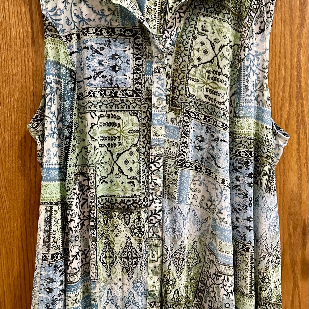 Avenue Multicolor Sleeveless Blouse